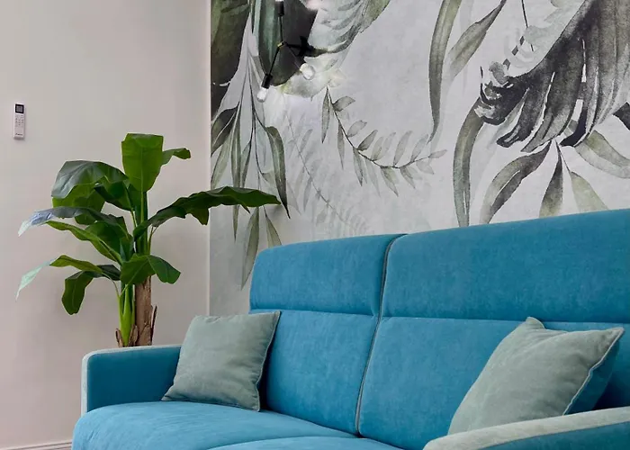 Avocado House - Cozy In The Heart Of